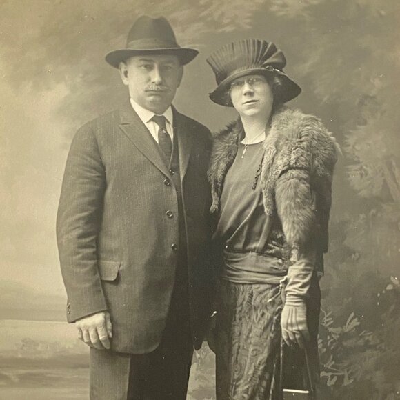 c1920 RPPC Woman Man Couple In Hats Coats Fur Real Photo Postcard ARTURA SF Ca - Picture 1 of 3